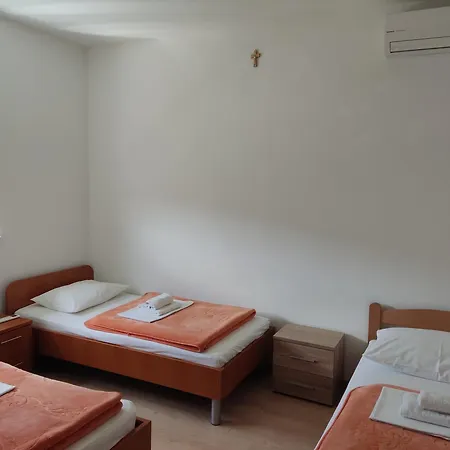 ゲストハウス Andre 2*