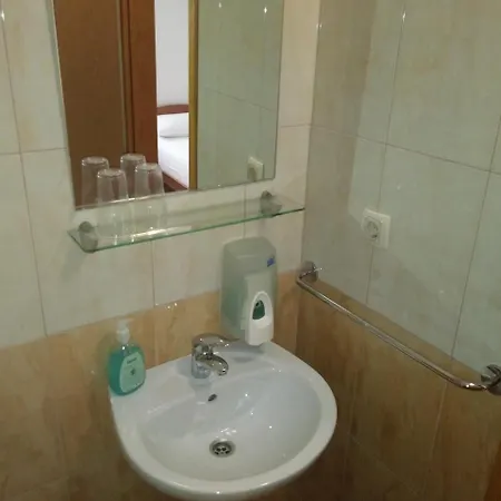 Andre ゲストハウス 2*