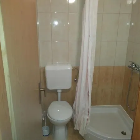 Andre ゲストハウス 2*